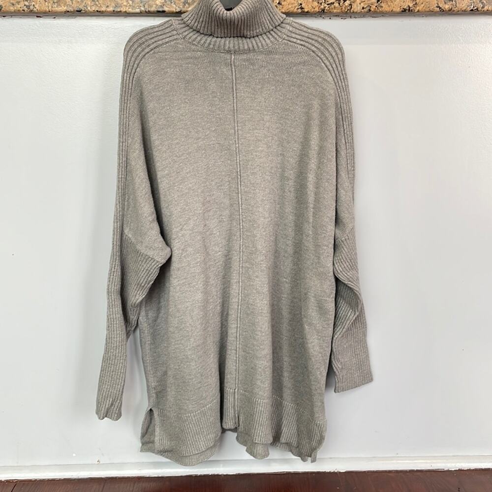 TIME and TRU Gray Turtleneck Longline Ribbed Knit Sweater Blouse